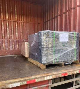 indonesia – 4 bobcat t630 320×86×52 rubber tracks shipped successfully (1)